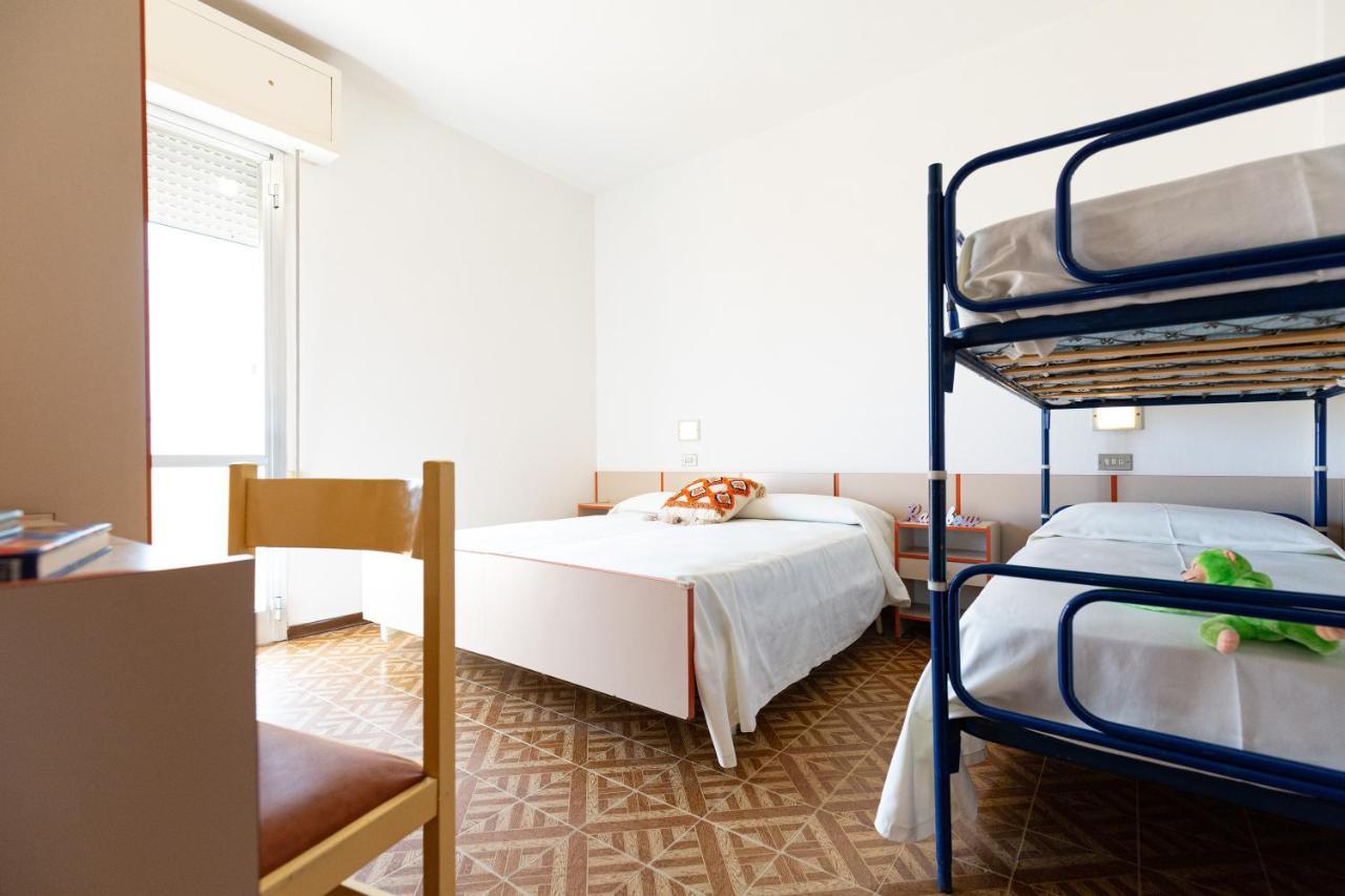Residence Rainbow بيلاريا-إيجيا مارينا المظهر الخارجي الصورة