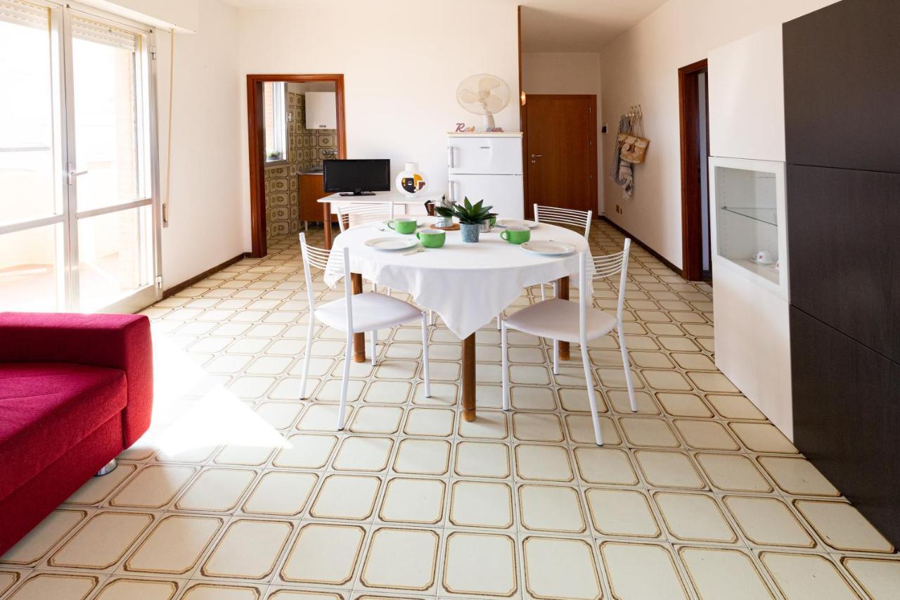 Residence Rainbow بيلاريا-إيجيا مارينا المظهر الخارجي الصورة