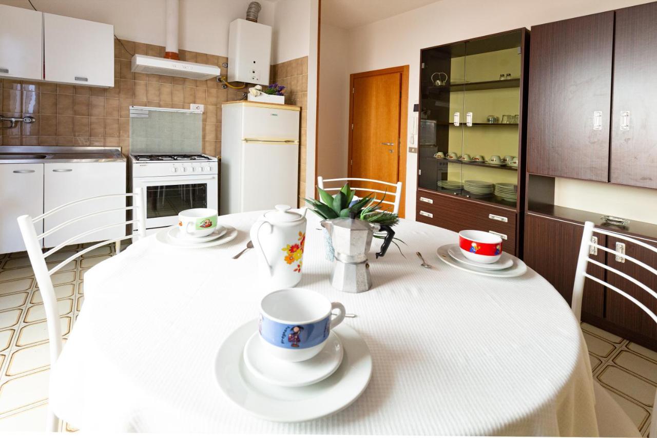 Residence Rainbow بيلاريا-إيجيا مارينا المظهر الخارجي الصورة